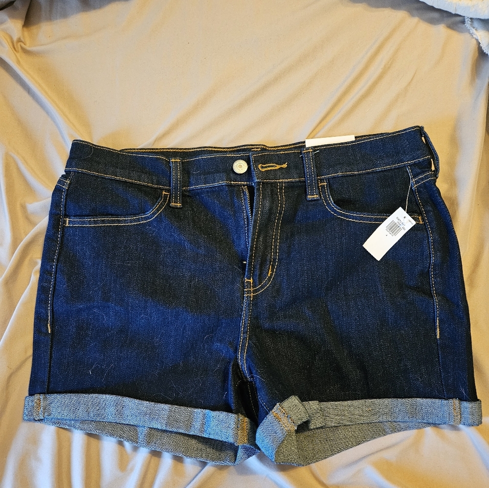 Old Navy dark wash shorts 3 inch inseam size 4
